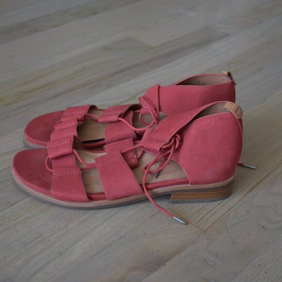 Gentle Souls By Kenneth Cole Red Fina Womens Sandals - Picture 3 of 11